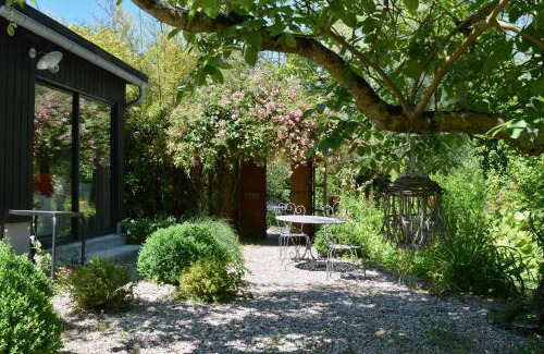 La Madelaine-sous-Montreuil Maison | Chambres d'hôtes, Gîtes La Petite Madeleine