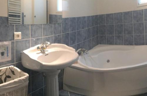 Corcoue-sur-Logne Lit Et Petit-Déjeuner | Chambre d'hôtes Sous Les Grands Chênes BOHEME