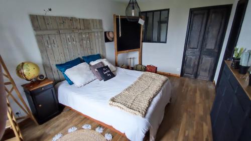 Saint-Hilaire-des-Landes Maison | Chambre retour en classe
