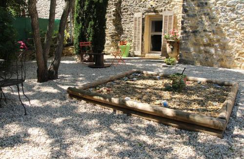 Saint-Jean-de-Ceyrargues Maison | Chambre Cévennole