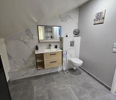 Sainte-Genevieve-des-Bois Appartement | Chambre Attrape rêves
