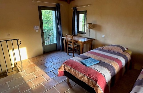 Saint-Mathieu-de-Treviers Autre | Chambre d'hôtes de la tour with exceptional 25 m swimming pool, relaxation pool and spa.