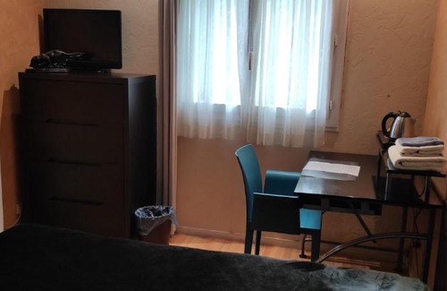 Combs-la-Ville Autre | Chambre Grand lit Afrik
