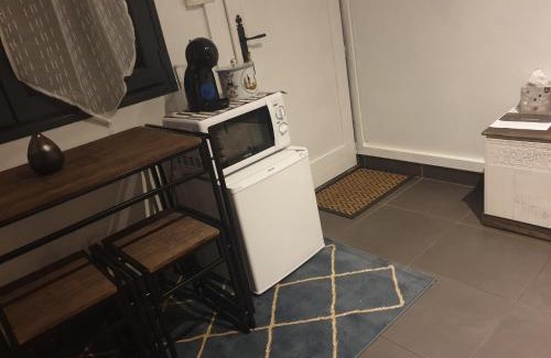 Adamville Maison | Chambre indépendante au calme à Saint-Maur-des-Fossés