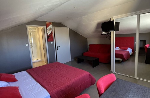Centuri Lit Et Petit-Déjeuner | chambre double Chambre lumineuse ,climatisée dans pittoresque port de pêche.