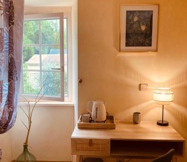 Eysus Lit Et Petit-Déjeuner | Chambre Mathura au Moulin d'Eysus