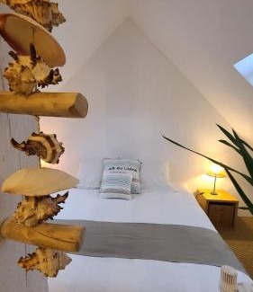 Le Ferre Lit Et Petit-Déjeuner | Chambre Mer'veille proche Mont Saint Michel