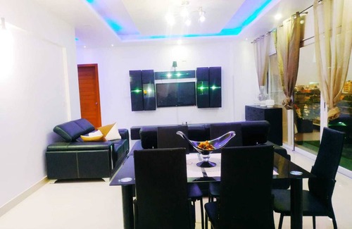 Point E Hôtel | Chambre meublé Dakar : Avenue cheikh Anta Diop