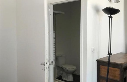 Les Serres - Vivier Maison | Chambre meublée Lyon ouest
