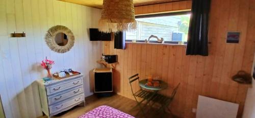 Scaer Lit Et Petit-Déjeuner | Chambre paisible avec jardin à la campagne en Finistère sud