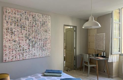 Issigeac Maison | Chambre paisible dans une ancienne bâtisse rénovée