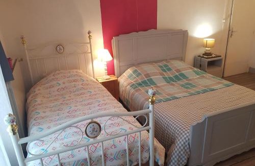 Authe Lit Et Petit-Déjeuner | CHAMBRE PRIVÉE à LA FERME