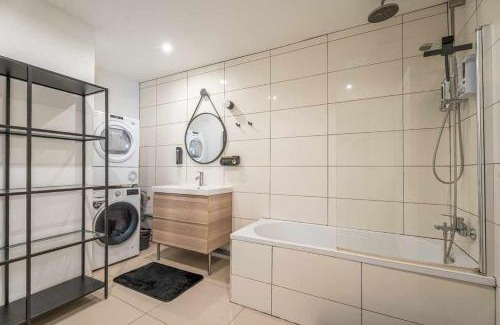 Woippy Maison | Chambre privée 14m - Wifi - Appart' 120m