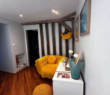 Domagne Maison | Chambre privée avec salle de bain