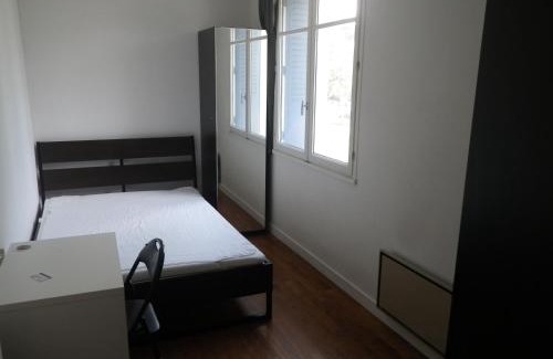 Quartier Chorier-Berriat Maison | Chambre privée dans appartement en colocation à Grenoble A2C5