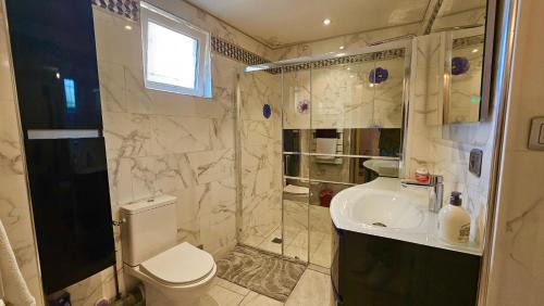 Stains Appartement | Chambre privée dans logement partagé, Marry me Paris & Stade de France