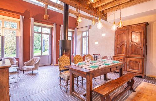 Besse-sur-Braye Lit Et Petit-Déjeuner | Chambre rénovée en 2024 avec cuisine-séjour-salon partagés