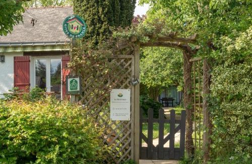 Saint-Omer-de-Blain Lit Et Petit-Déjeuner | Chambre tout confort près du canal à Blain, accès handicapés, WiFi, TV, coin cuisine - FR-1-306-1255