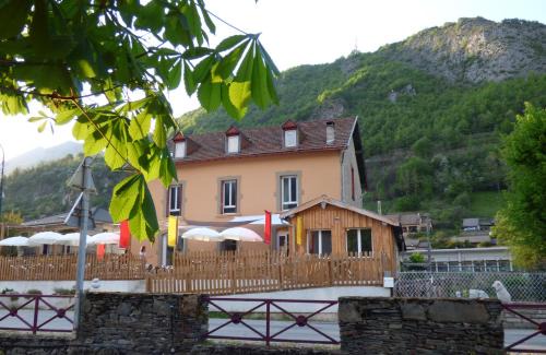 Auzat Lit Et Petit-Déjeuner | Chambre Verdaguere