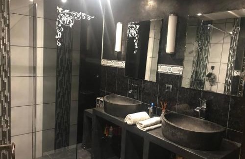 Saint-Andre-de-la-Roche Maison | Chambres chez l'habitant Villa l'Île aux Anges