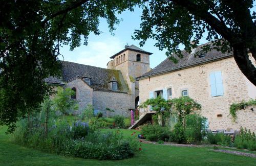 La Bastide-l'Eveque Maison | Chambres d’hôtes du Presbytère