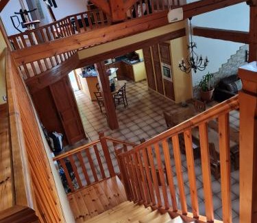 Marcilloles Maison | Chambres d'hôte en pleine campagne, accès piscine