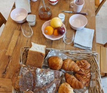 Thomery Maison | Chambres d'hôtes,Chez Dom
