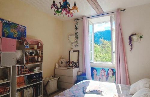 Saint-Andre-de-Valborgne Lit Et Petit-Déjeuner | Chambres d'hôtes dans Mas avec jardin en bord de rivière