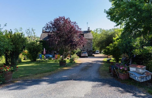 Espagnac Lit Et Petit-Déjeuner | Chambres d'hôtes de la ferme apicole d'Espagnac Corrèze