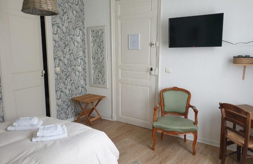 Tautavel Lit Et Petit-Déjeuner | Chambres d'Hôtes et Gîtes- L'Abri sous Roche
