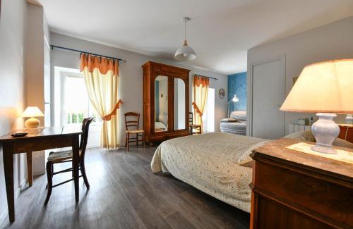 Lay-Lamidou Lit Et Petit-Déjeuner | Chambres d'hôtes "La Grange de Georges"