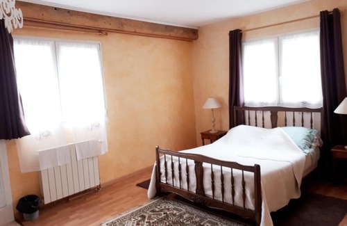 Izeron Lit Et Petit-Déjeuner | Chambres d'Hôtes La Noyeraie