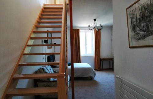 Saint-Lattier Maison | Chambres d´Hôtes Le Cèdre Bleu