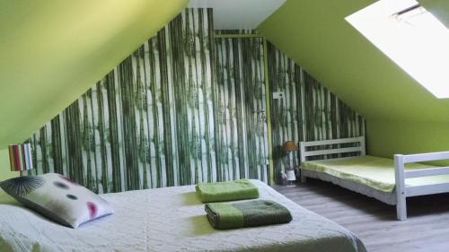 Beuzec-Cap-Sizun Lit Et Petit-Déjeuner | Chambres d'hotes Ti ar raniged