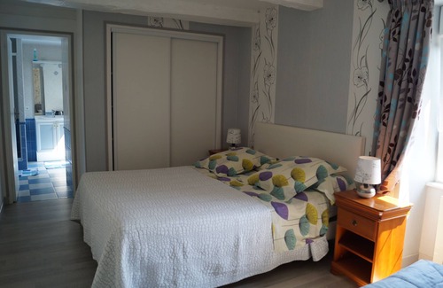 Dol-de-Bretagne Lit Et Petit-Déjeuner | Chambres d'hotes la Loubatais