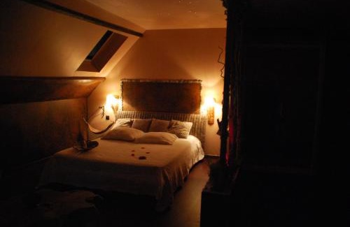 Vicq Lit Et Petit-Déjeuner | chambres d hotes ,hotel ,Secret d'une Nuit a vicq prės de onnaing,avec piscine