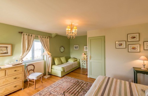 Saint-Malo Lit Et Petit-Déjeuner | Chambres D'hotes La Barbinais Bed&breakfast St Malo