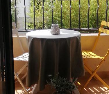 Eyguieres Maison | chambres dans les Alpilles les jardins de meyrol