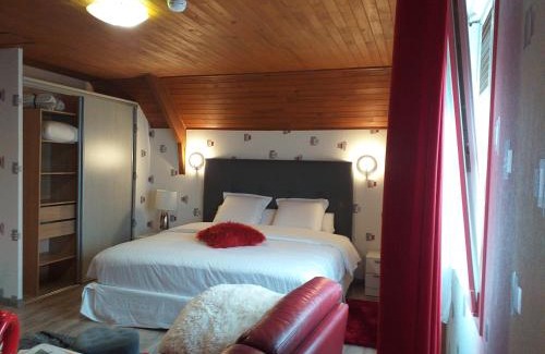 Saint-Aubin-Les-Elbeuf Lit Et Petit-Déjeuner | Chambres du Jardin Fleuri
