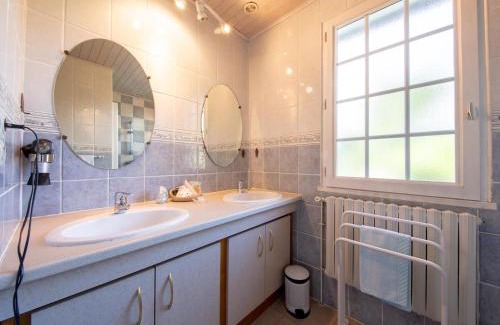 Saint-Benoit-sur-Loire Lit Et Petit-Déjeuner | Chambres et Suites au Calme avec Wifi et Animaux Acceptés - FR-1-590-475