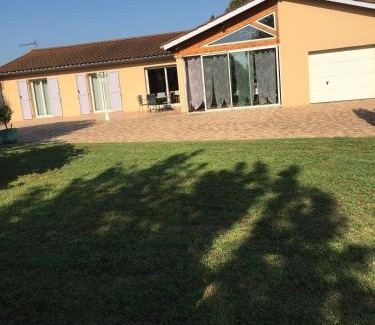 Saint-Georges-de-Reneins Lit Et Petit-Déjeuner | Chambres d'hôtes Chez Coco