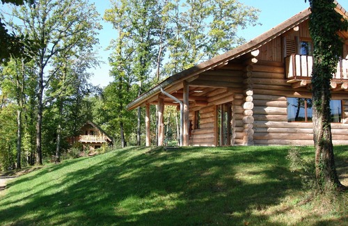 Essoyes Chalet De Ski | chalet en rondins en champagne avec PISCINE (en été) et SAUNA