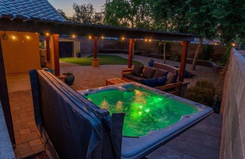 Provinces Master Community Maison | Chandler Oasis with Patio, Hot Tub, & Nearby Parks