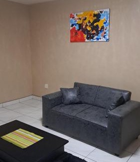 Sunnyside Appartement | Channel one property
