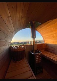 Carndonagh Appartement | Chapel view cabin Inish way self catering