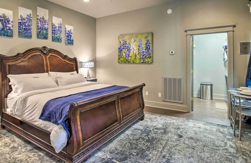 Chappell Hill Cottage | NEW! Chappell Hill Casita w/ Great Outdoor Space!