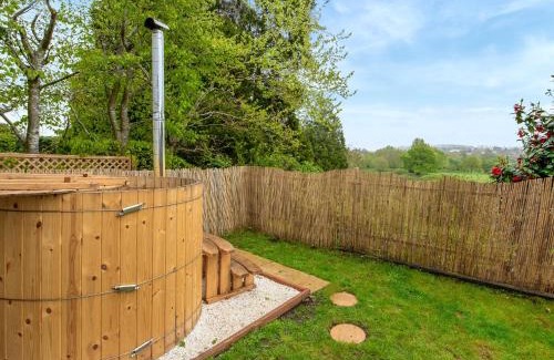 Worcester Maison | Chapter Meadow