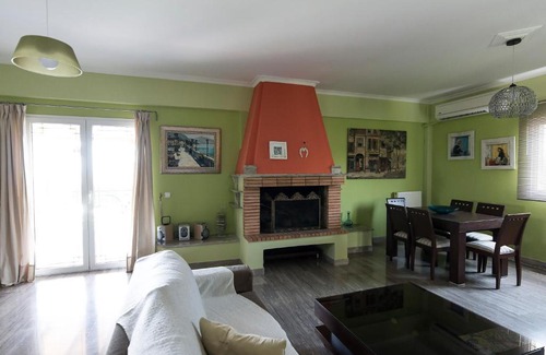 Kato Diminio Maison | Chara's Private Villa with Swimming Pool & jacuzzi