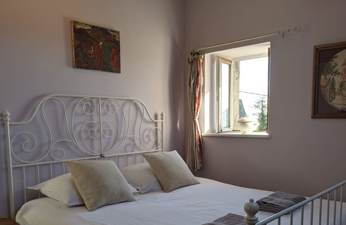 Burzy Maison | "La Sittelle" Character cottage in the heart of the Burgundy countryside