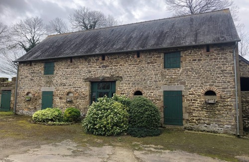 La Chapelle-Janson Maison | Maison de caractère à la Ferme du Tilleul, près du château de Fougères.